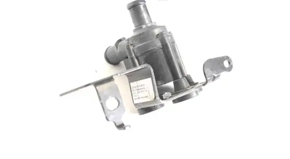 BMW X3 G01 Electric auxiliary coolant/water pump 06H121601N