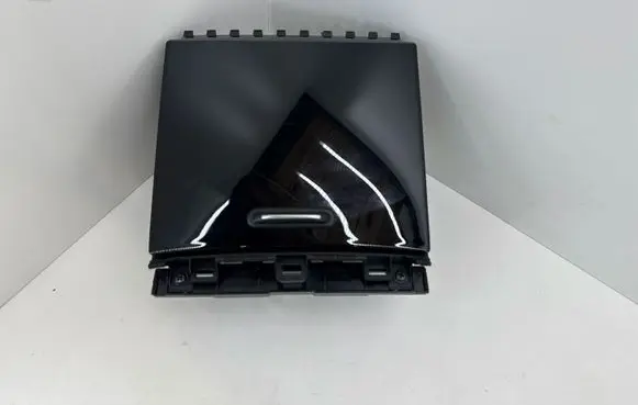KIA Sorento Glove box 84680C5000