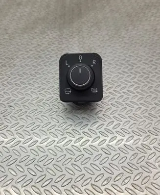 Volkswagen Tiguan Wing mirror switch 3G0959565C