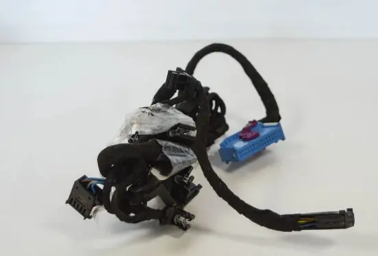 Audi A4 S4 B8 8K Front door wiring loom 8R0971035