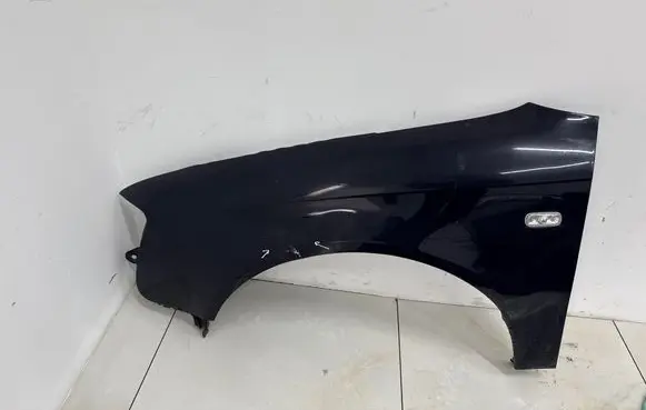 Audi A4 S4 B7 8E 8H Fender