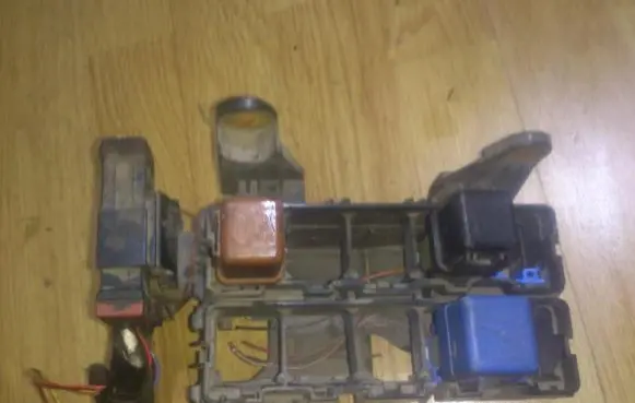 Opel Zafira A Fuse box set