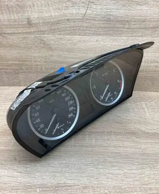 BMW 5 E60 E61 Speedometer (instrument cluster) 6958600 110080213 LHD