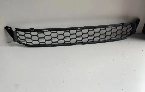 Volvo S60 Front bumper lower grill 31383148 S3DHA