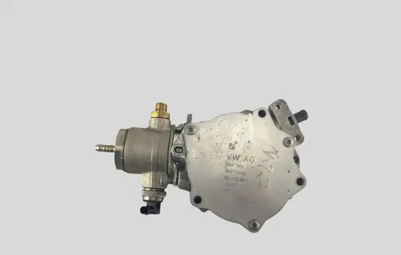 Audi A5 Sportback 8TA Vacuum pump 06J145100C