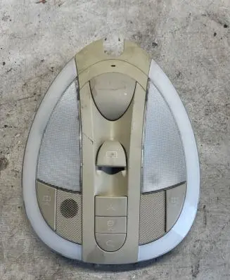 Mercedes-Benz E W211 Front seat light A2118204401 2118110107 A2118213551