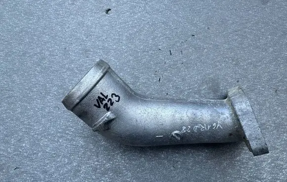 Nissan Patrol Y61 Turbo air intake inlet pipe/hose 14460VB300