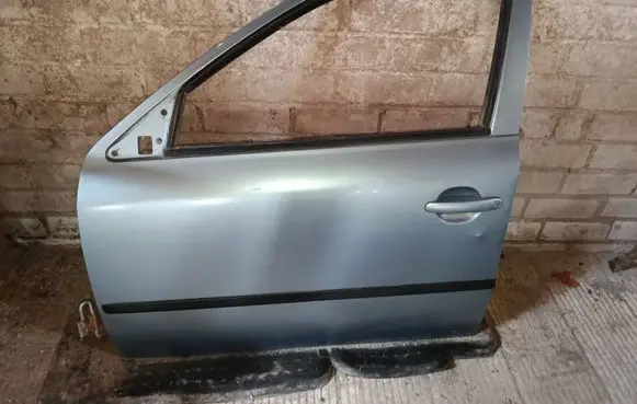 Skoda Octavia Mk1 (1U) Front door