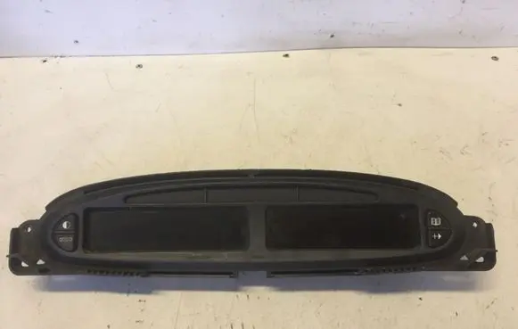Citroen Xsara Picasso Speedometer (instrument cluster) 88311303