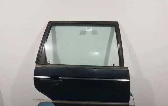 Volkswagen PASSAT B3 Rear door