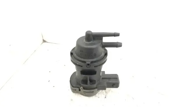 Renault Trafic II (X83) Turbo solenoid valve PA66GF30 EV521 8200575400