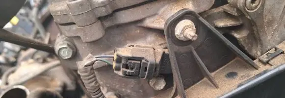 Lexus IS 220D-250-350 Camshaft position sensor 