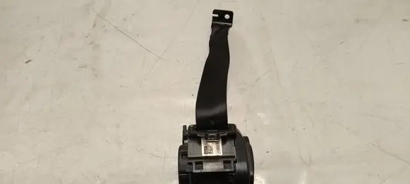 BMW 1 F40 Rear seatbelt 7456277