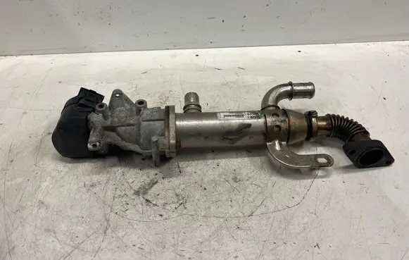 Volvo V50 EGR valve cooler 8653691 993062H