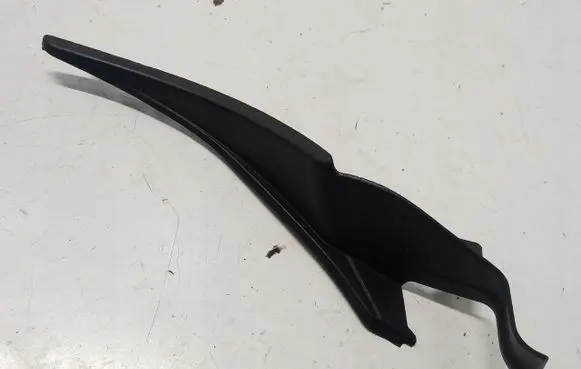 Renault Arkana Wiper trim 668637435R