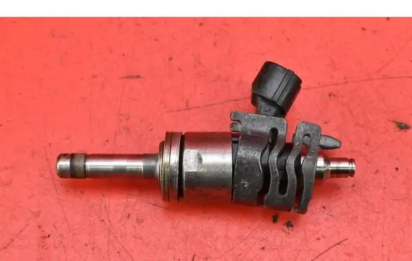 Toyota Corolla E10 Fuel injector 2325047100