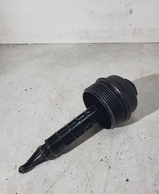 BMW X3 E83 Oil filter cover 