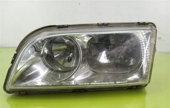 Volvo S40, V40 Headlight/headlamp 1AG00786133
