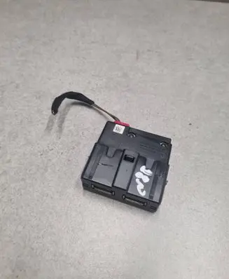 Seat Leon (5F) USB socket connector 5Q0035726L 33362735