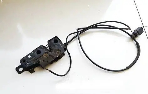 Audi A3 S3 8P Engine bonnet/hood lock/catch 8P0823509C