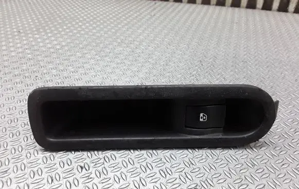Renault Megane II Electric window control switch