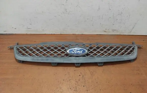 Ford Fiesta Front grill 6S618200ACW