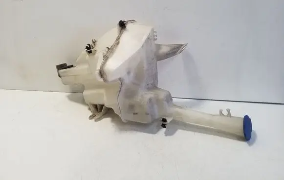 KIA Soul Windshield washer fluid reservoir/tank 98610B2000