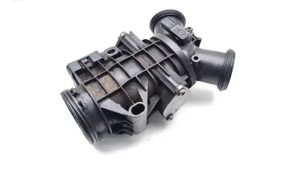 Land Rover Discovery 3 - LR3 Electric throttle body valve 4S7Q9L444CH