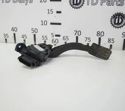 Ford Galaxy Accelerator throttle pedal 6G929F836LE