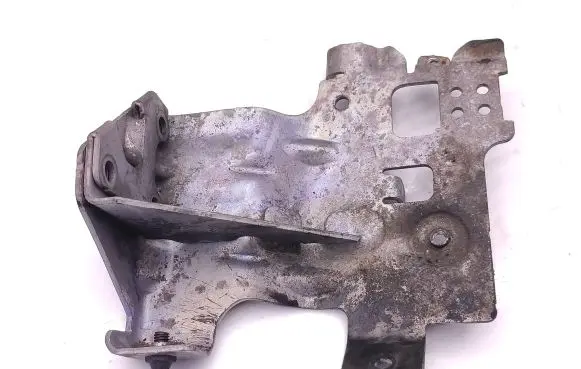 Mercedes-Benz Sprinter W906 Other engine bay part A6510900741