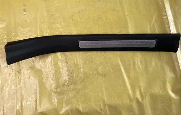 Mercedes-Benz B W245 Rear sill trim cover A1696800874 D624