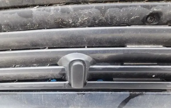 Volkswagen Transporter - Caravelle T4 Windshield washer spray nozzle 