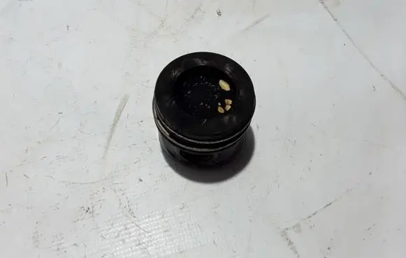 Mercedes-Benz Citan W415 Piston with connecting rod 120A11104R