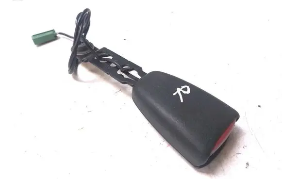 Volvo XC70 Front seatbelt buckle 6013208