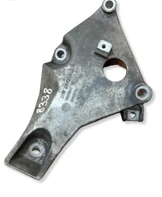 BMW 3 E90 E91 Engine mounting bracket 6775041