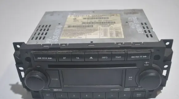 Dodge Caliber Radio/CD/DVD/GPS head unit P05091509AH 42774 1077H1038