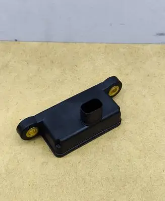 BMW 3 E90 E91 ESP acceleration yaw rate sensor 6850374 10170106923