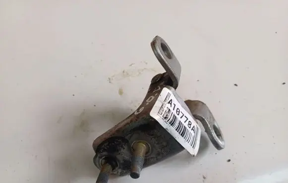 Honda Jazz Rear door lower hinge