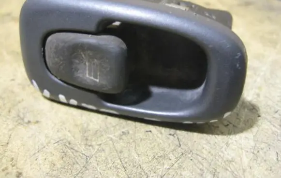 Volvo S70 V70 V70 XC Electric window control switch