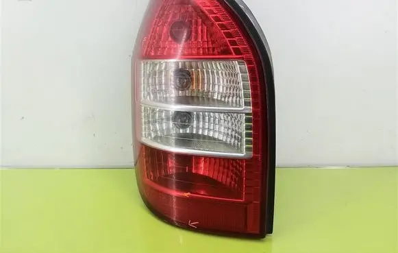 Opel Zafira A Rear/tail lights 62280