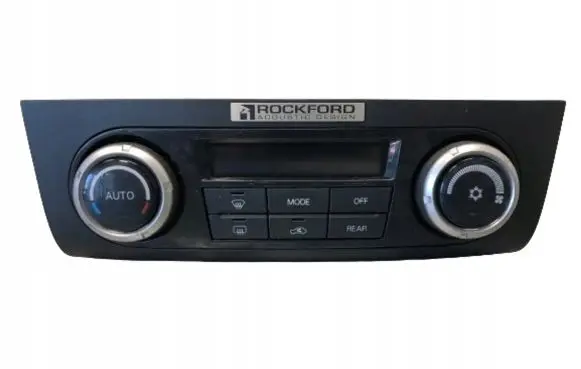 Mitsubishi Pajero Climate control unit 7820A132XA