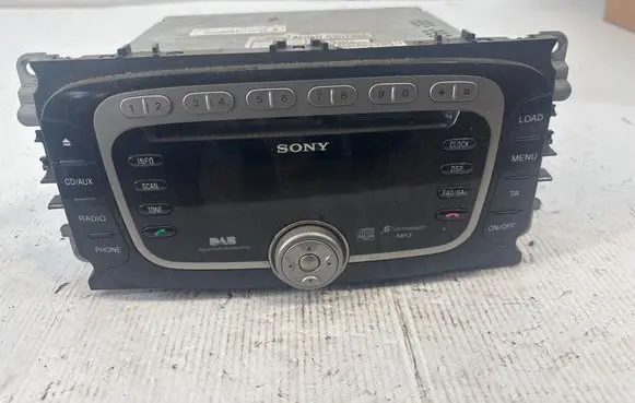 Ford Focus Radio/CD/DVD/GPS head unit E1110R023938 8S7T18C939MB V009733