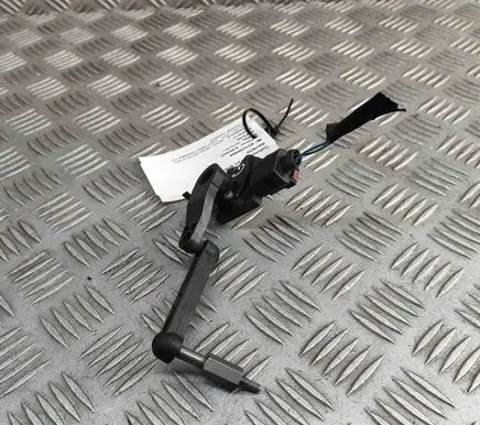 Skoda Enyaq iV Rear air suspension level height sensor 1EA512513