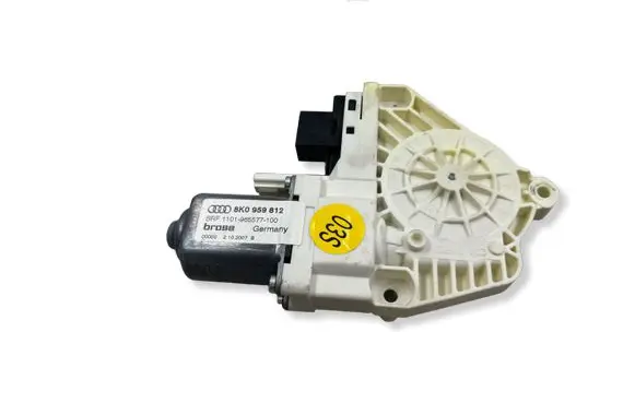 Audi A4 S4 B8 8K Rear door window regulator motor 8K0959812
