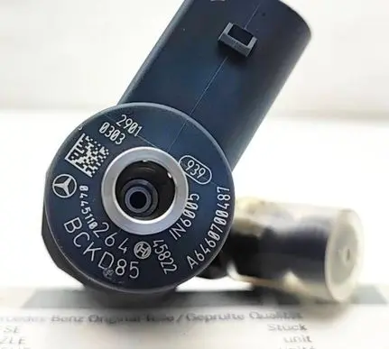 Mercedes-Benz Vito Viano W639 Fuel injector A6460700487 0445110264 0445110263