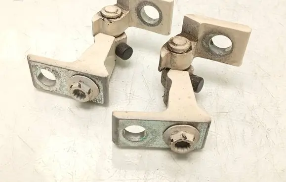 Front door hinge set