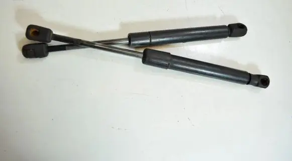 Audi A6 S6 C6 4F Tailgate/trunk strut/damper 4F5827552G 4F5827552B