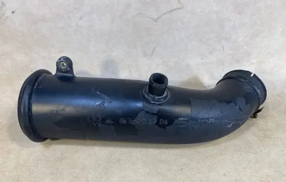 Mercedes-Benz G W461 W463 1st Gen Air intake duct part A4635200204