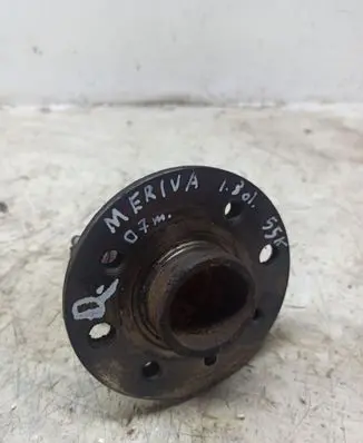 Opel Meriva A Rear wheel hub
