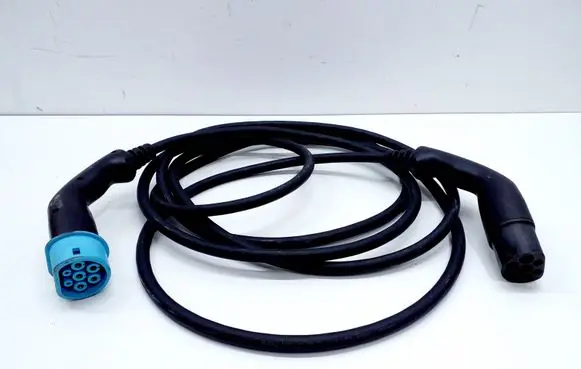 Renault Zoe Electric car charging cable 296957361R